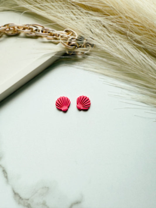 SEASHELL STUDS